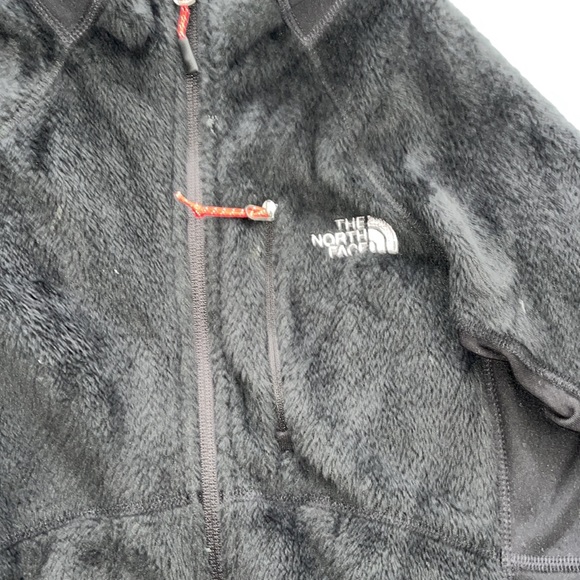 North Face - Women’s Summit Series Fuzzy Jacket - Picture 2 of 4